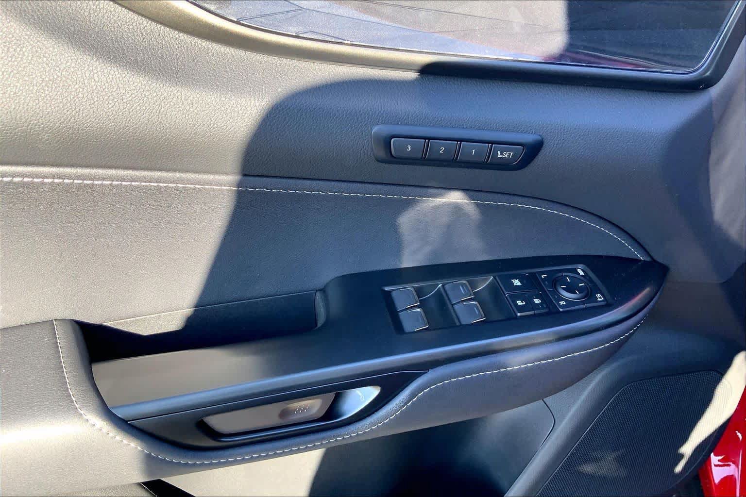 Used 2025 Lexus NX 350 AWD w/ Accessory Package (2T) image 36