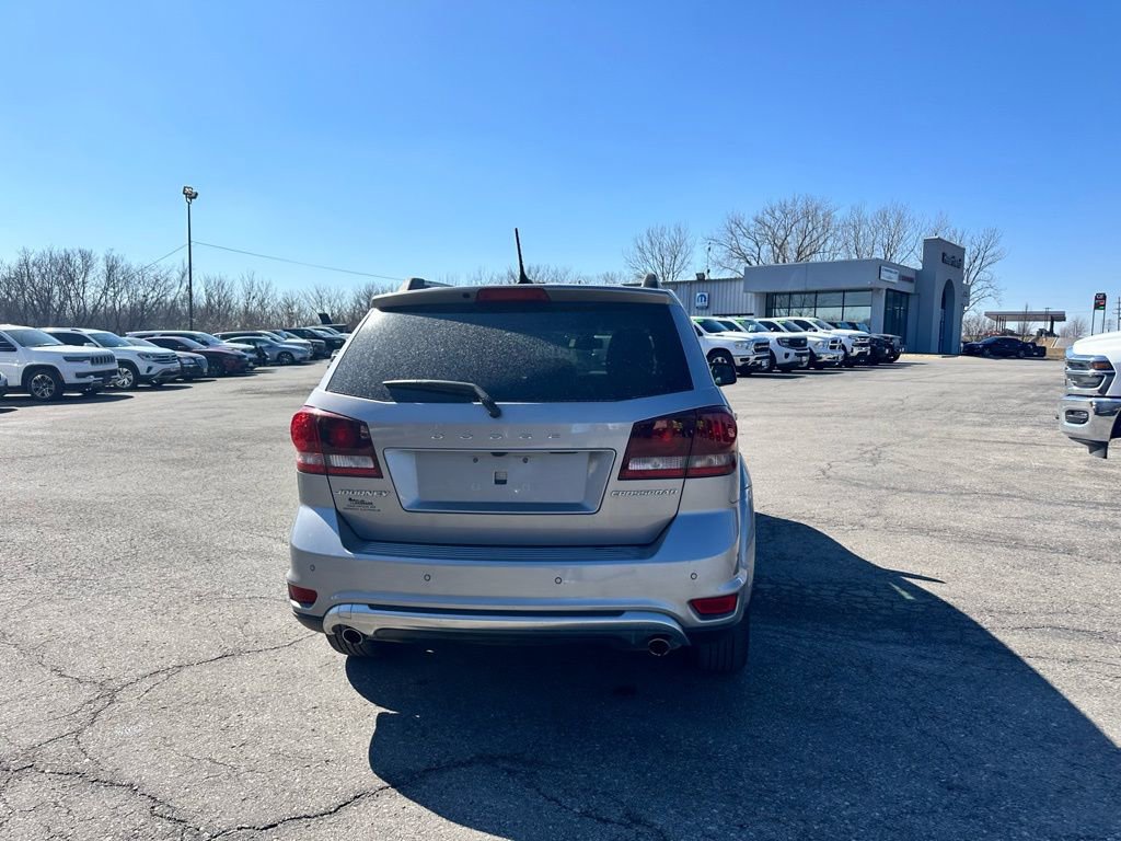 Used 2015 Dodge Journey Crossroad w/ Flexible Seating Group image 9