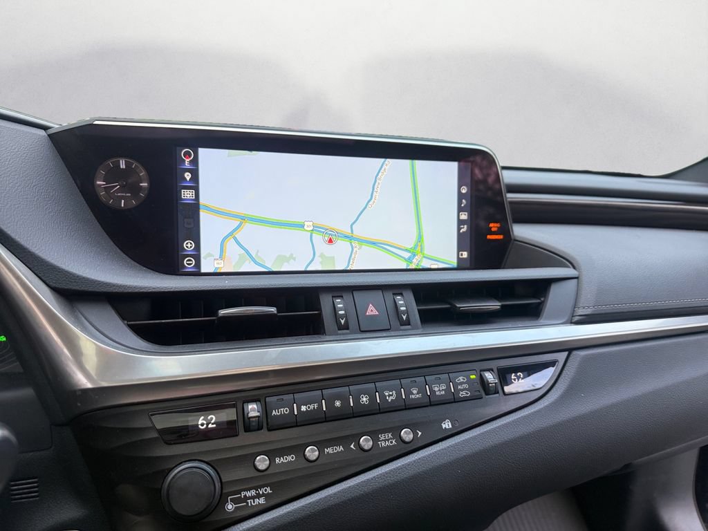 Used 2019 Lexus ES 350 w/ Premium Package FWD image 17