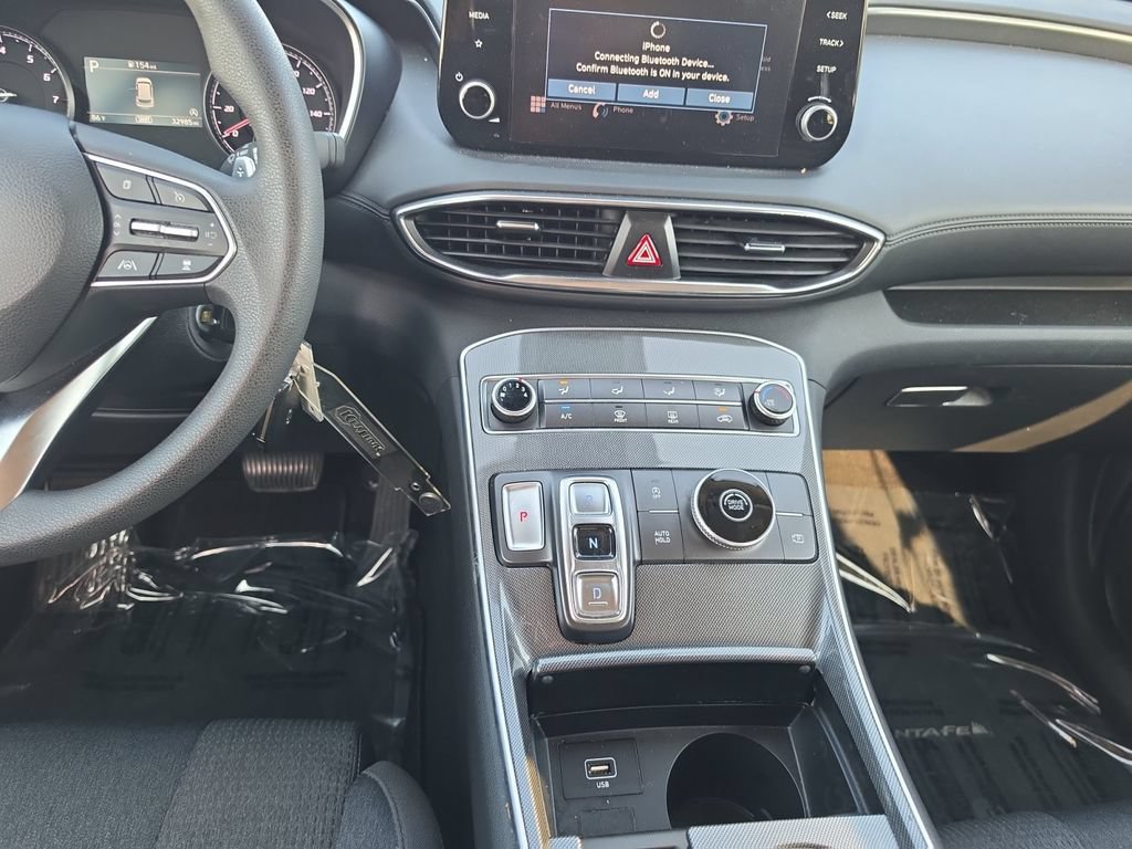 Certified 2023 Hyundai Santa Fe SE FWD image 11