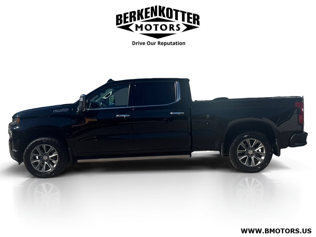 Used 2020 Chevrolet Silverado 1500 High Country w/ Technology Package AWD/4WD image 5