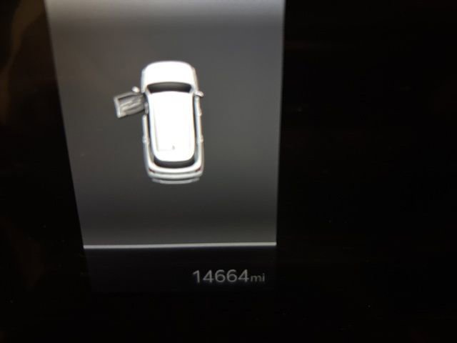 Certified 2025 Kia Sorento S image 12