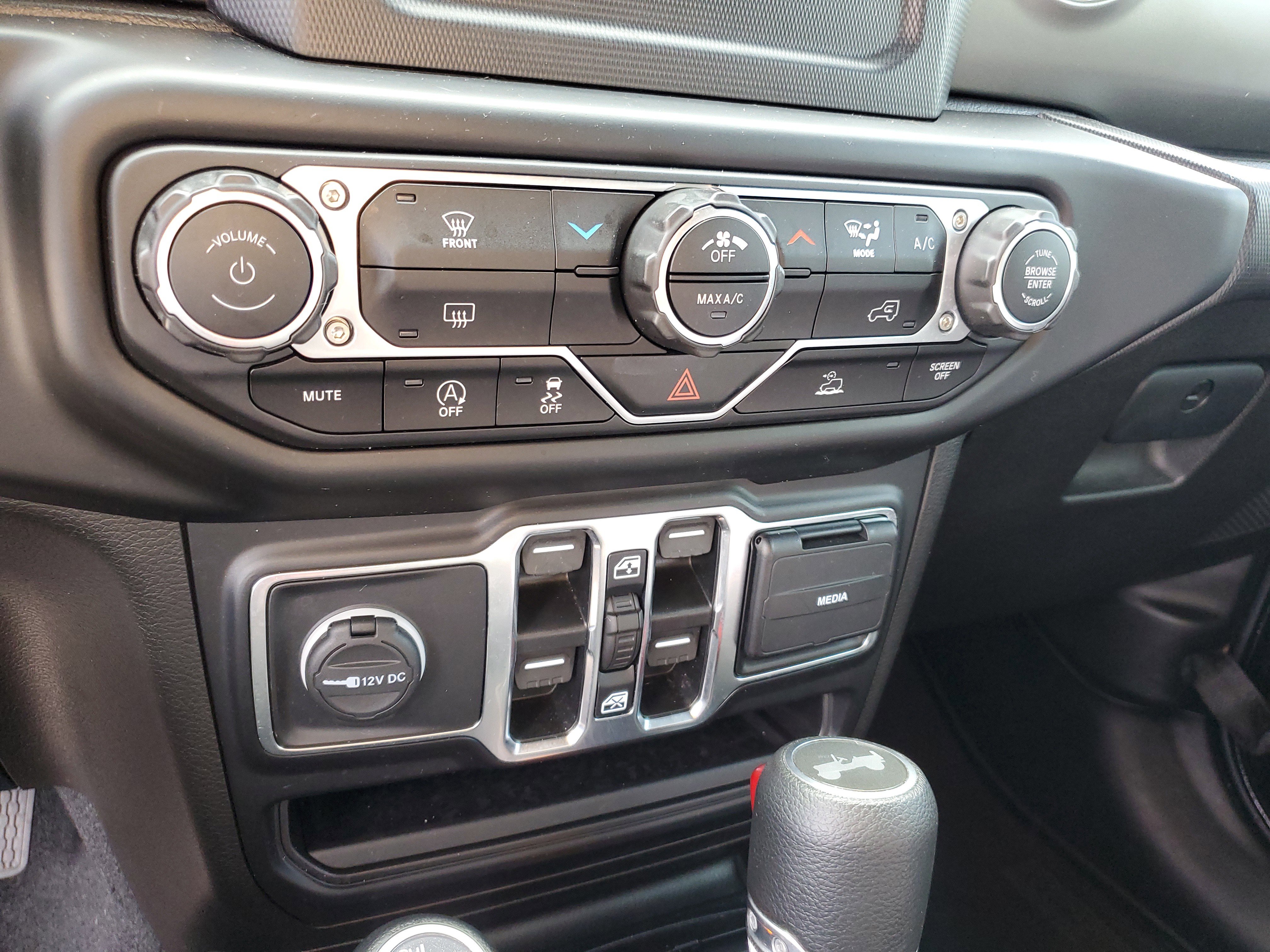 Used 2022 Jeep Wrangler Unlimited Sport image 21