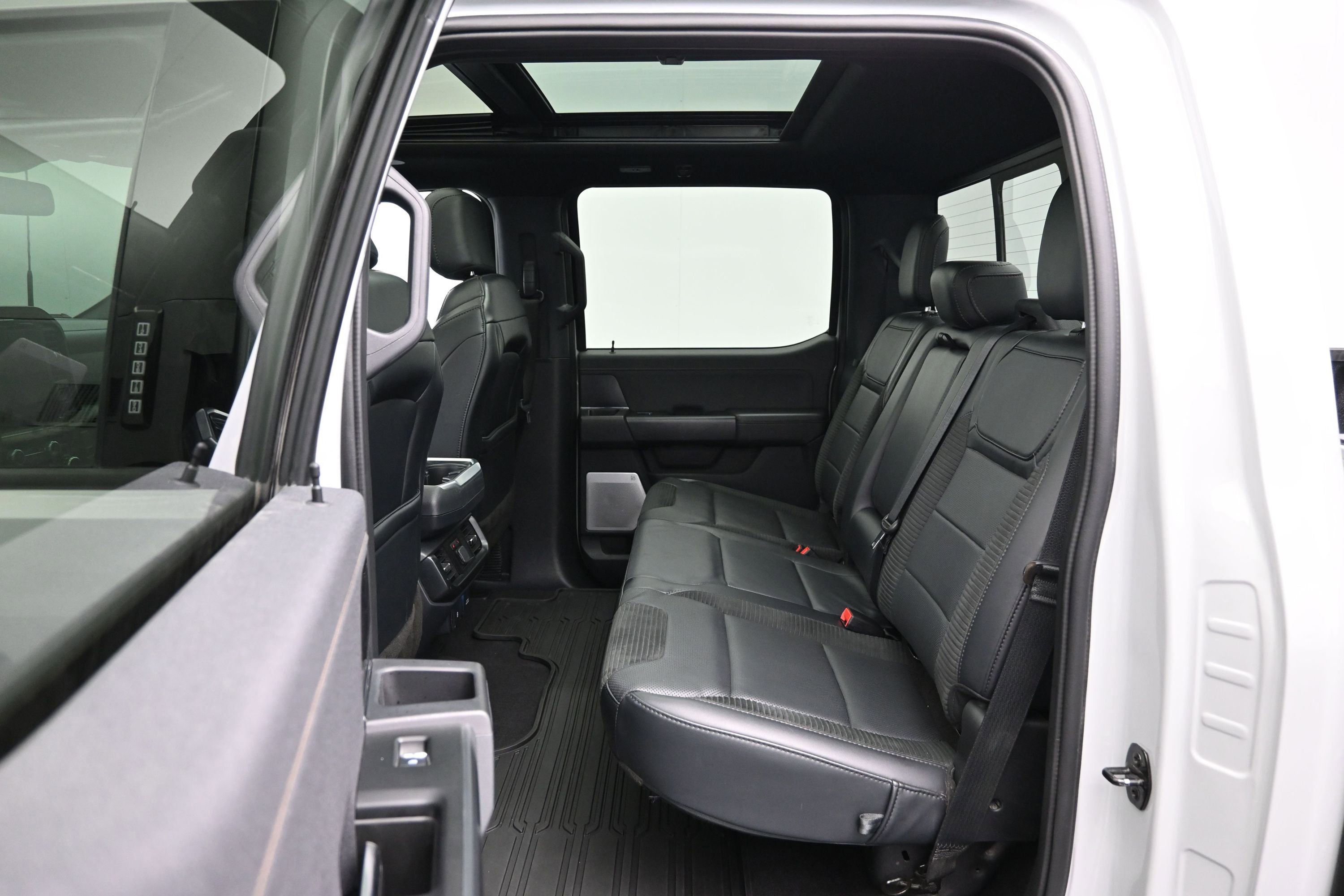 Used 2023 Ford F150 Raptor AWD/4WD image 11