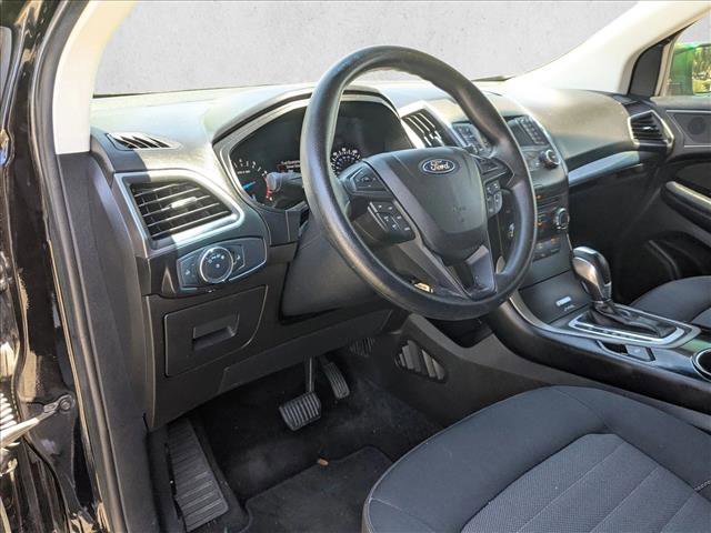Used 2017 Ford Edge SE FWD image 10