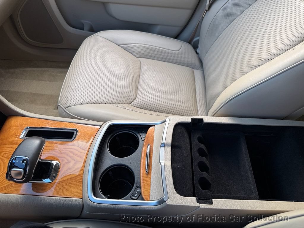 Used 2013 Chrysler 300 C RWD image 64