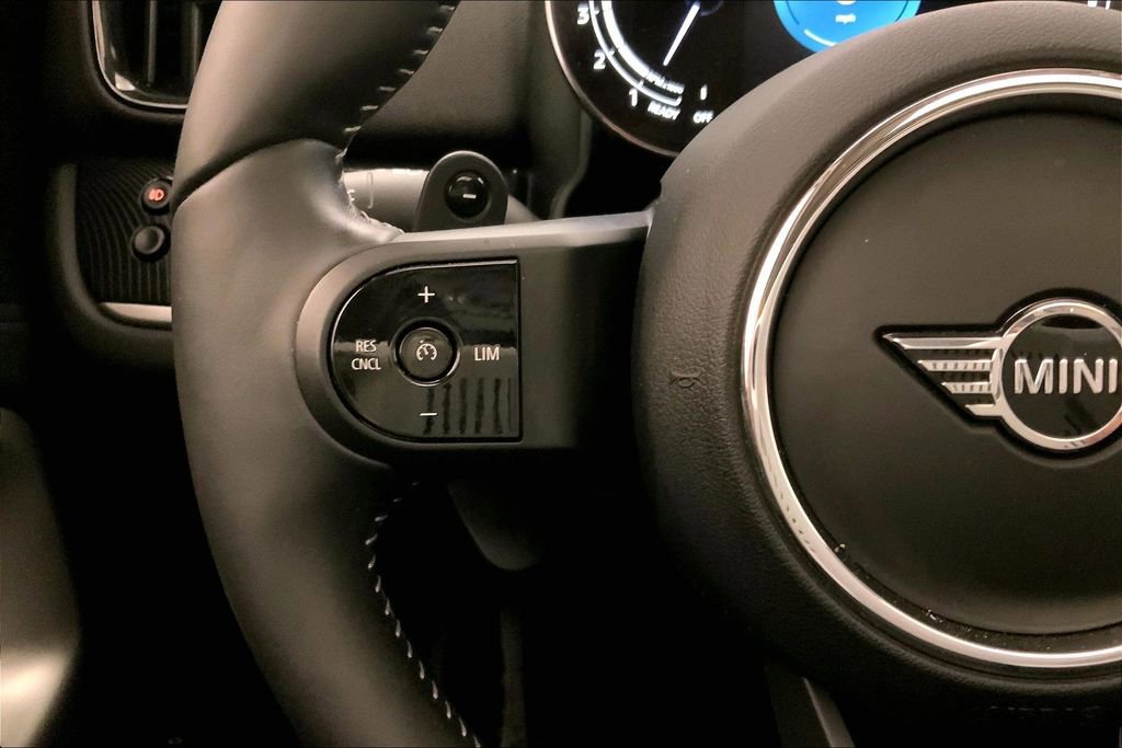 Certified 2024 MINI Cooper Countryman S w/ Signature Upholstery Package AWD/4WD image 18