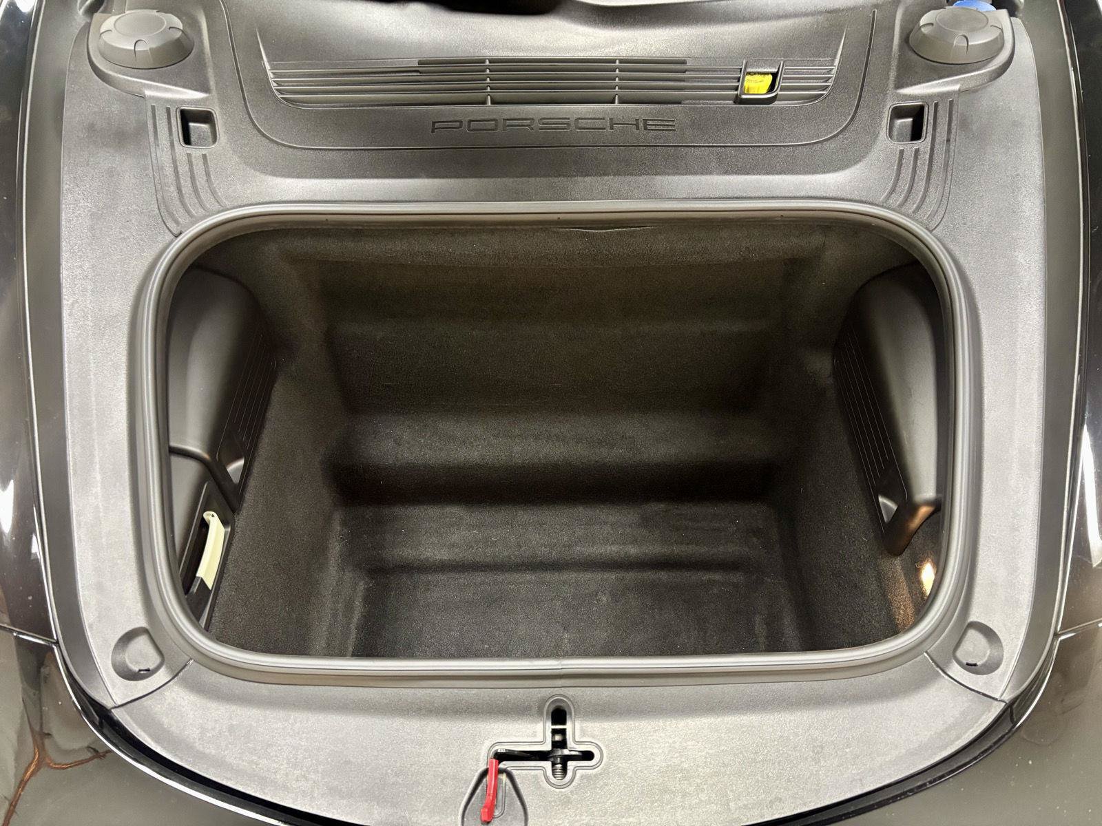 Used 2015 Porsche Cayman RWD image 36