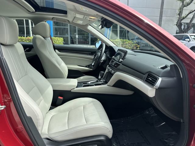 Used 2018 Honda Accord Touring image 28