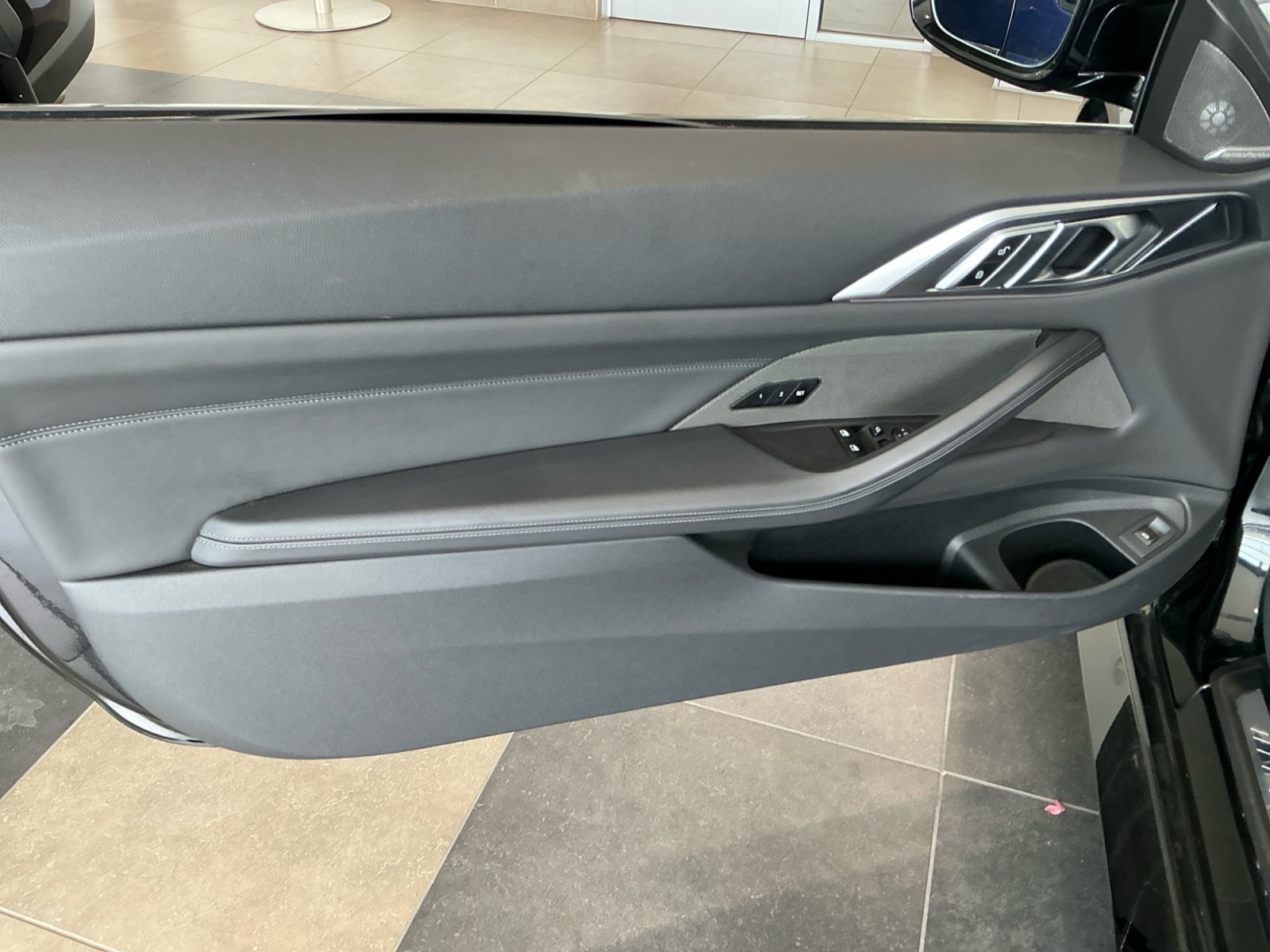 Used 2025 BMW M4 xDrive Competition AWD/4WD image 13