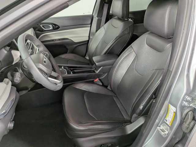 Used 2023 Jeep Compass Limited AWD/4WD image 13