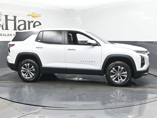 New 2026 Chevrolet Equinox LT image 1