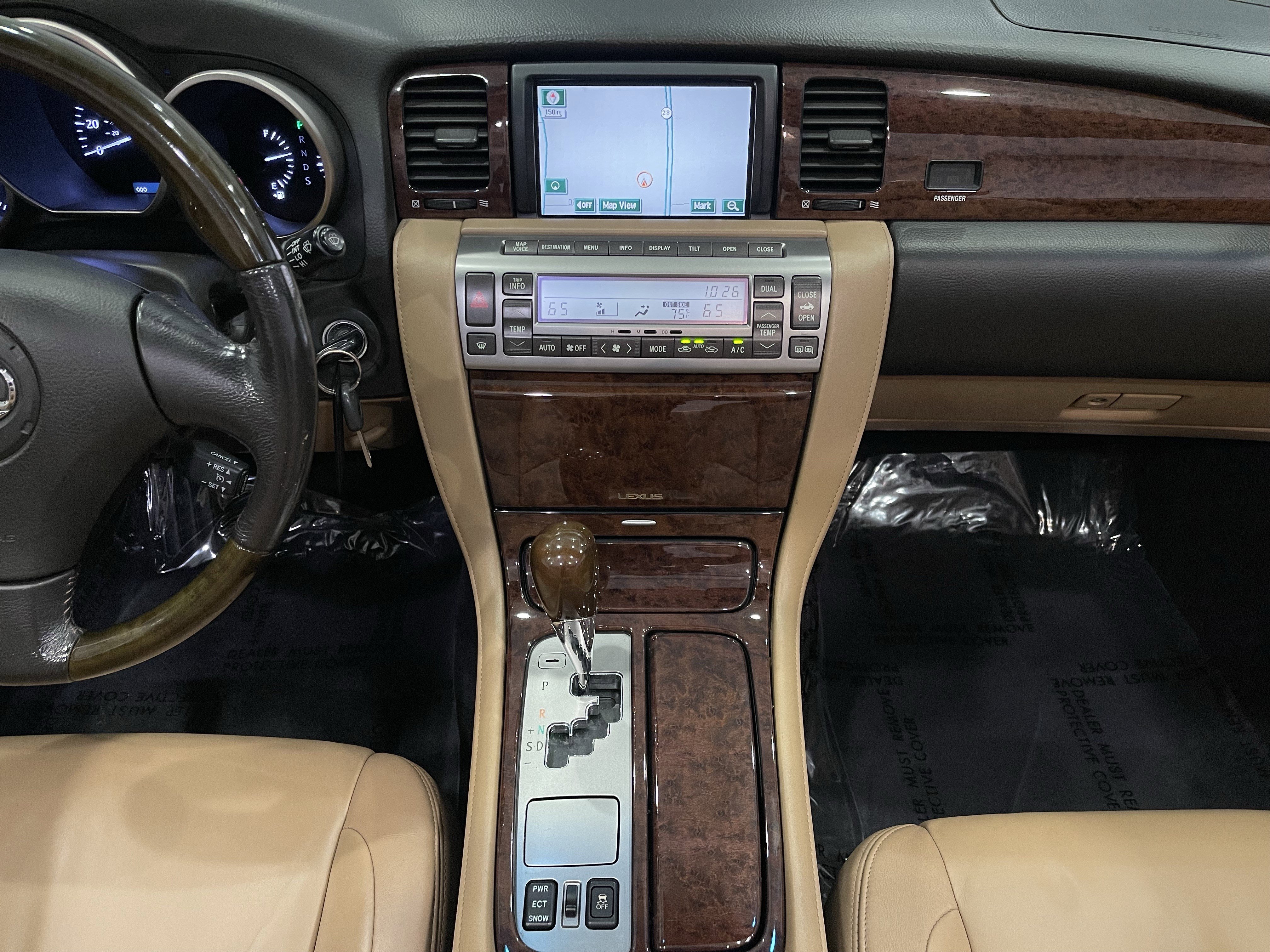 Used 2008 Lexus SC 430 Convertible RWD image 17