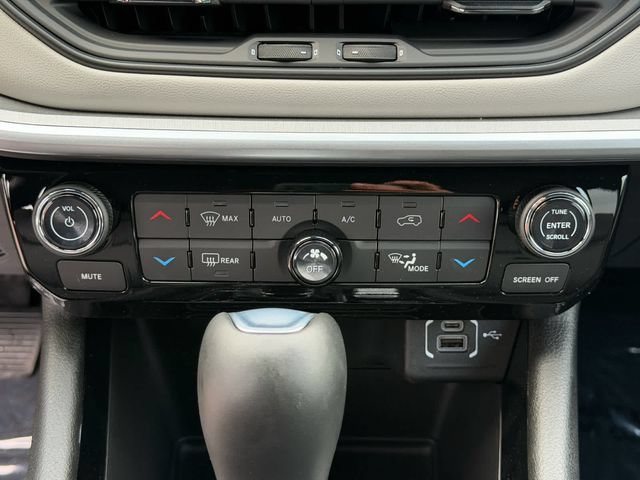 New 2026 Jeep Compass Limited AWD/4WD image 17