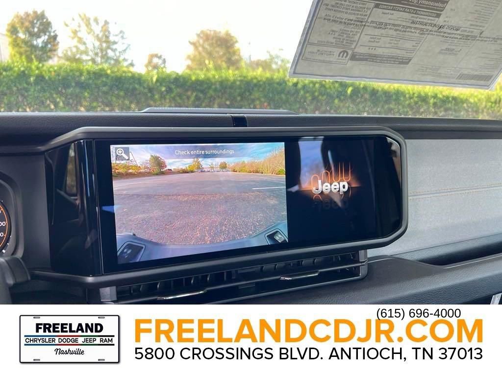 New 2024 Jeep Gladiator Sport image 25