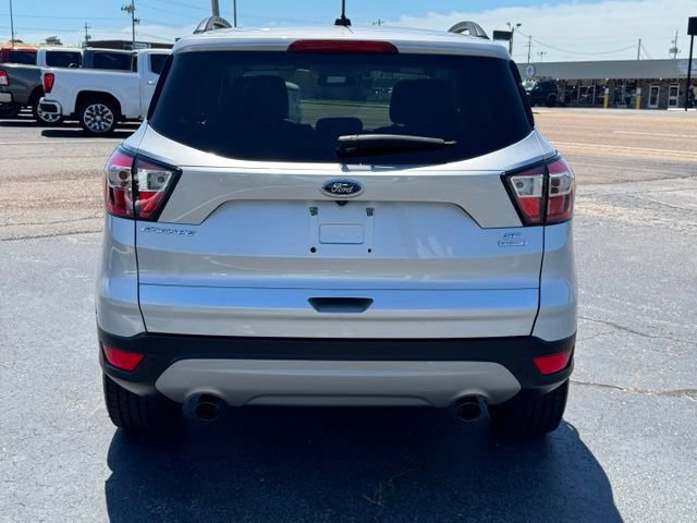 Used 2018 Ford Escape SE FWD image 4