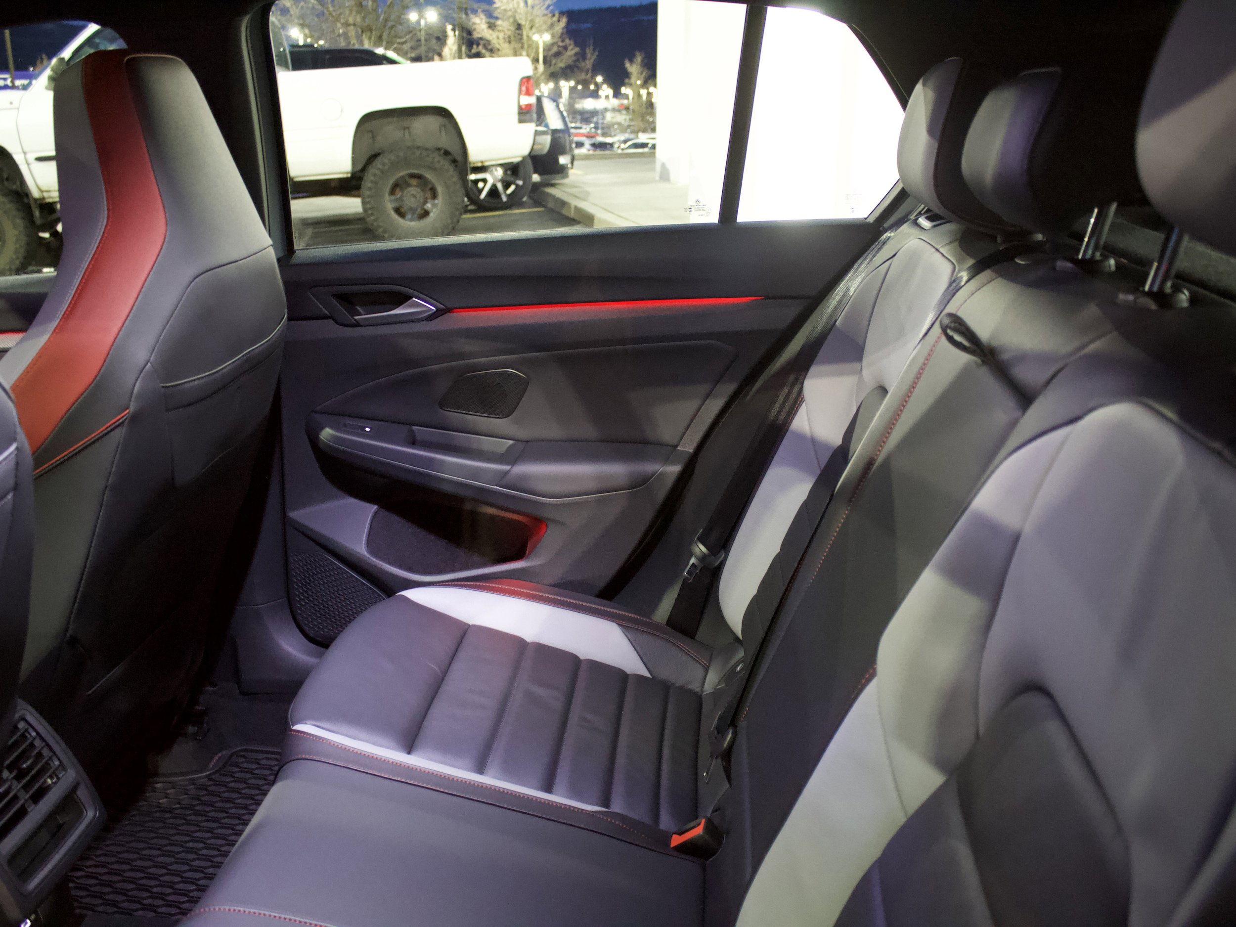 New 2026 Volkswagen GTI SE image 25