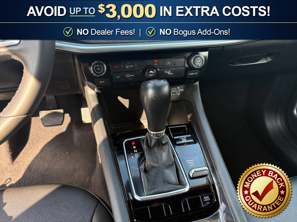 Used 2024 Jeep Compass Latitude AWD/4WD image 20