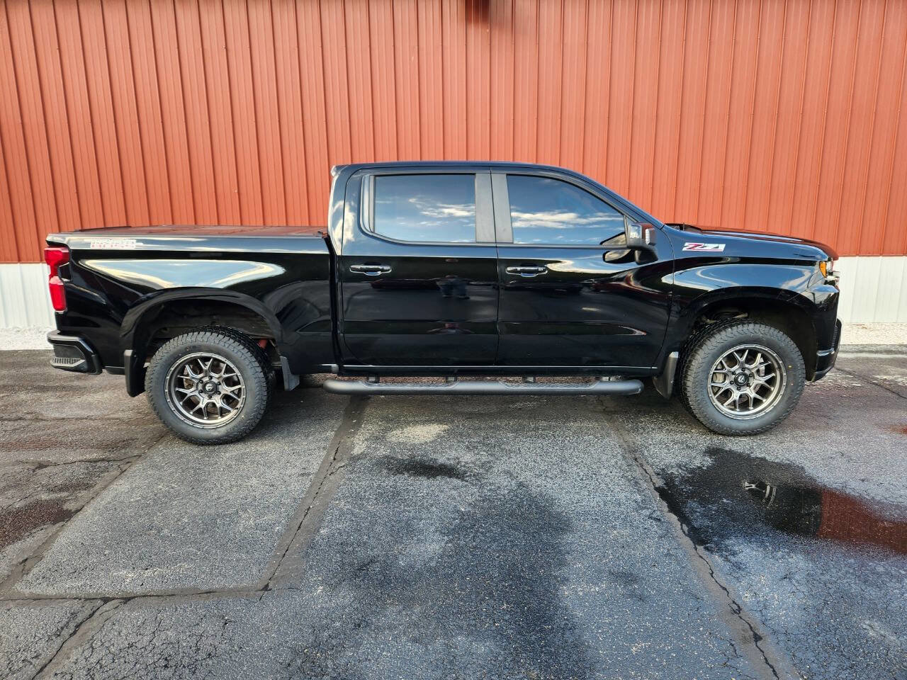 Used 2022 Chevrolet Silverado 1500 LT Trail Boss w/ Convenience Package II image 5