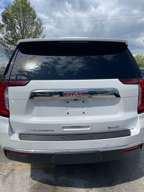 Used 2024 GMC Yukon XL SLT w/ SLT Premium Package AWD/4WD image 4
