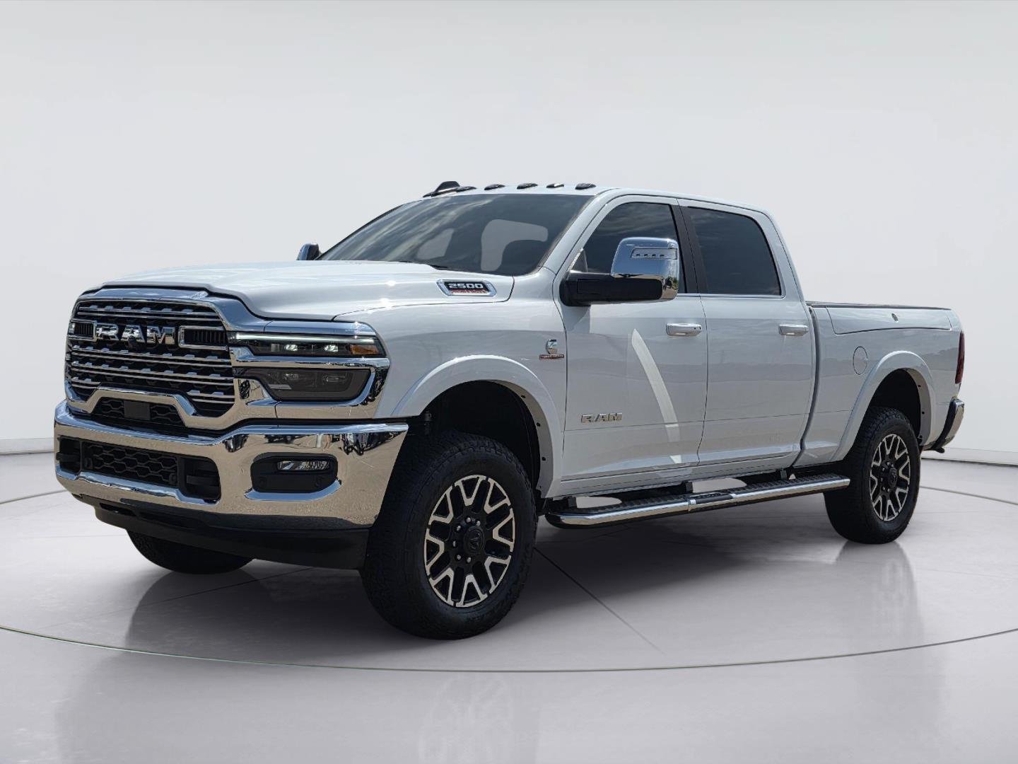 Used 2026 RAM 2500 Limited w/ Chrome Bumper Package AWD/4WD image 1