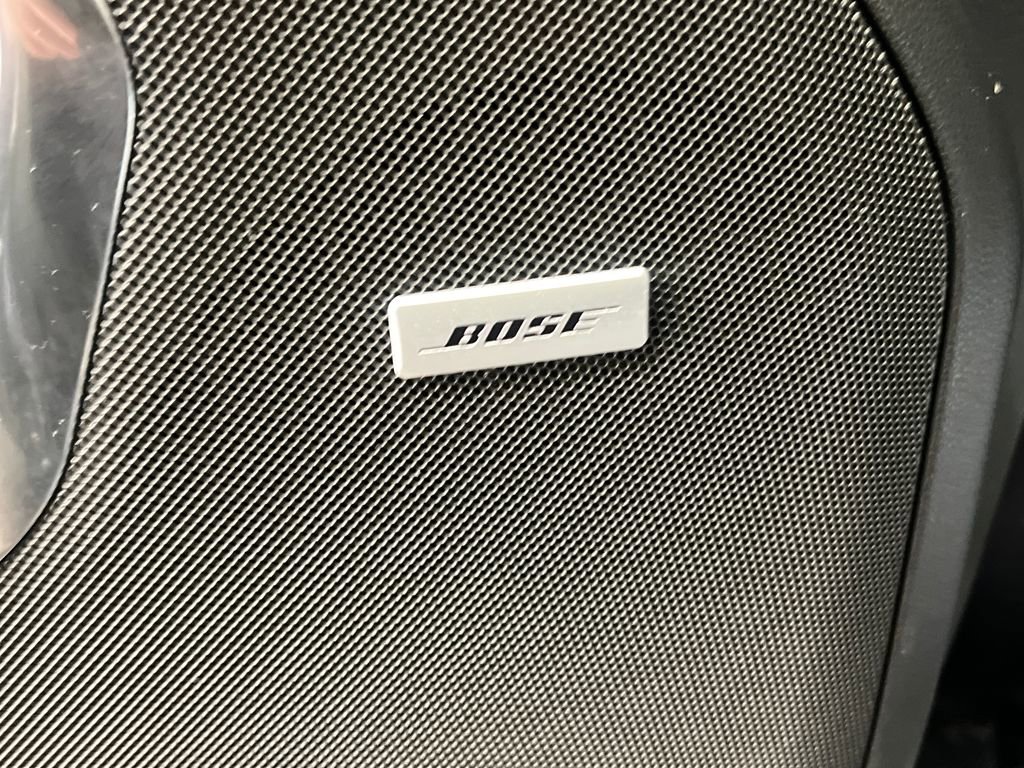 Used 2025 Chevrolet Tahoe Z71 w/ Comfort Package image 36