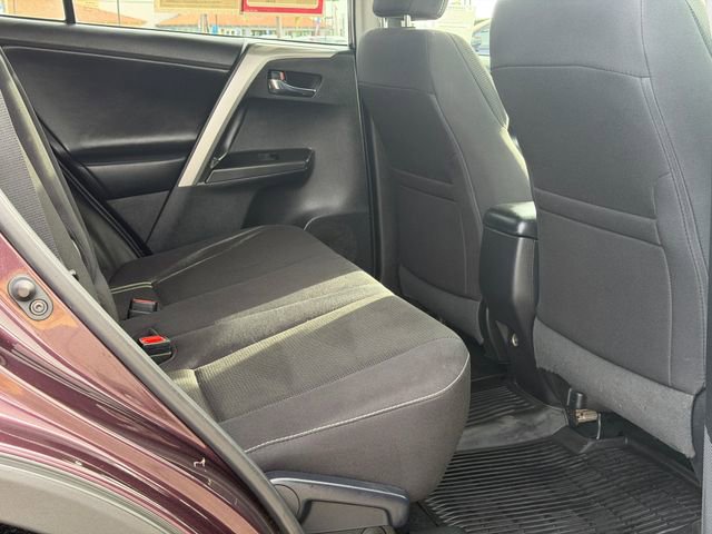 Used 2018 Toyota RAV4 XLE w/ All Weather Liner Package AWD/4WD image 19