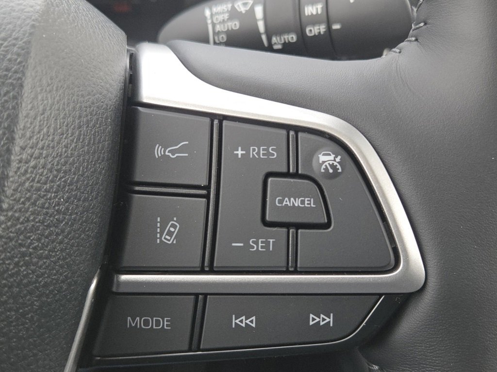 New 2026 Toyota Highlander Platinum image 20