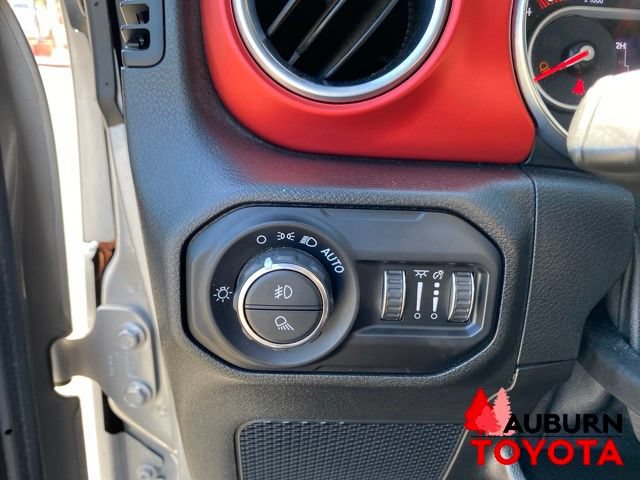 Used 2021 Jeep Gladiator Rubicon AWD/4WD image 33