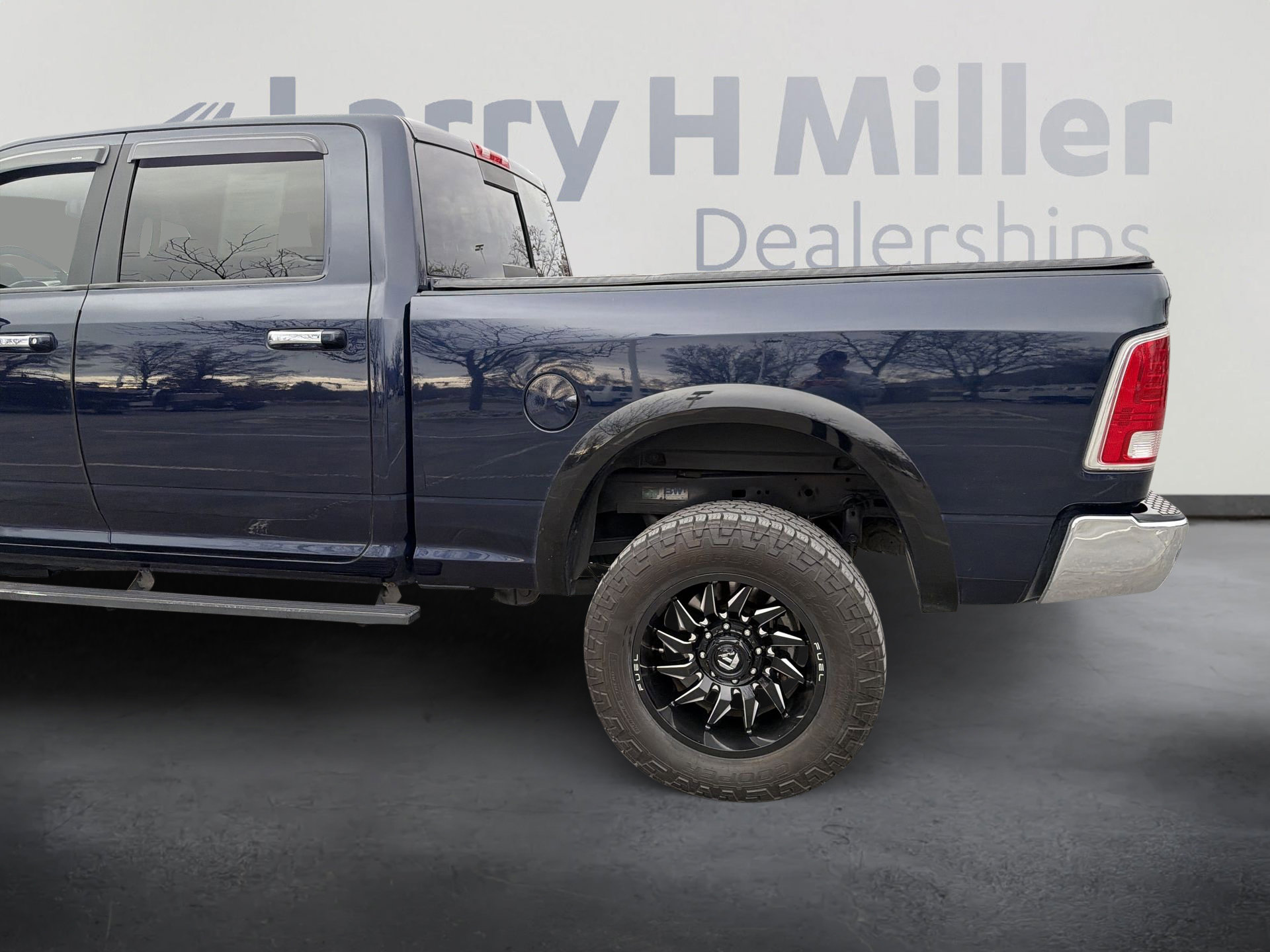 Used 2018 RAM 2500 Laramie image 13