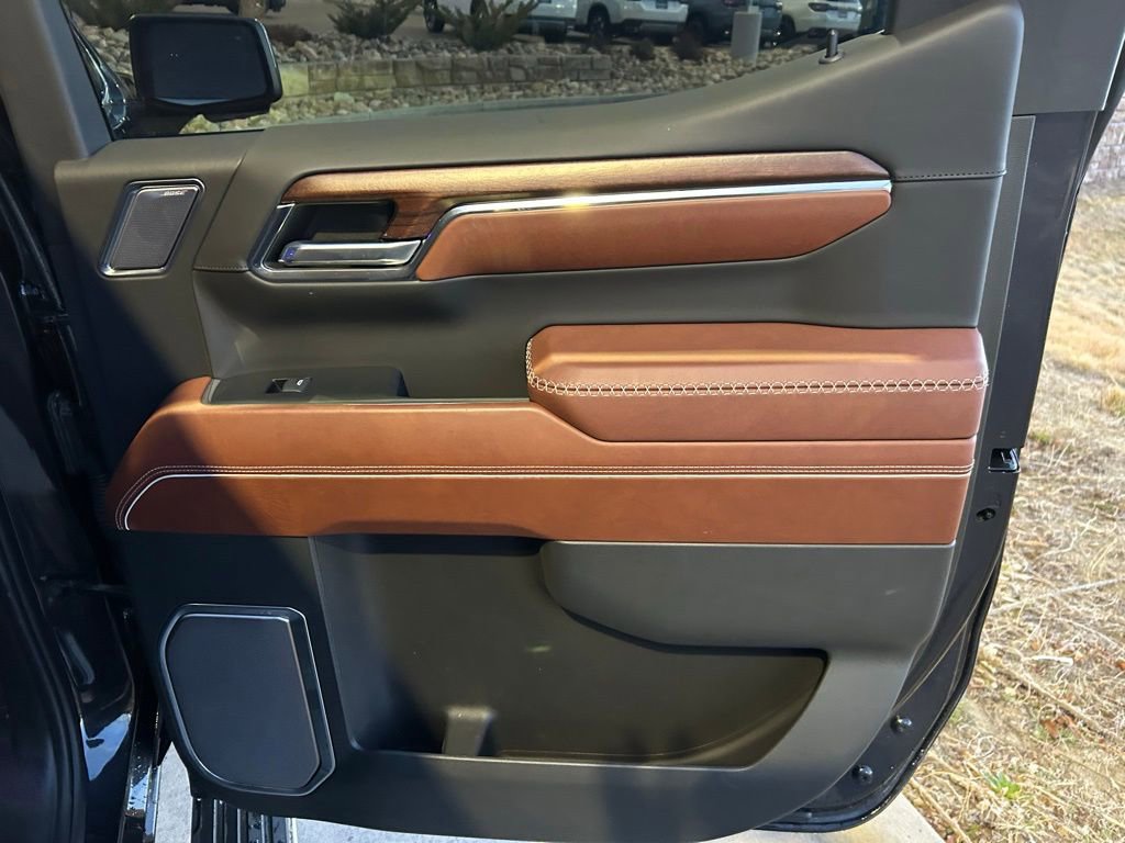 Used 2023 GMC Sierra 1500 Denali Ultimate image 30