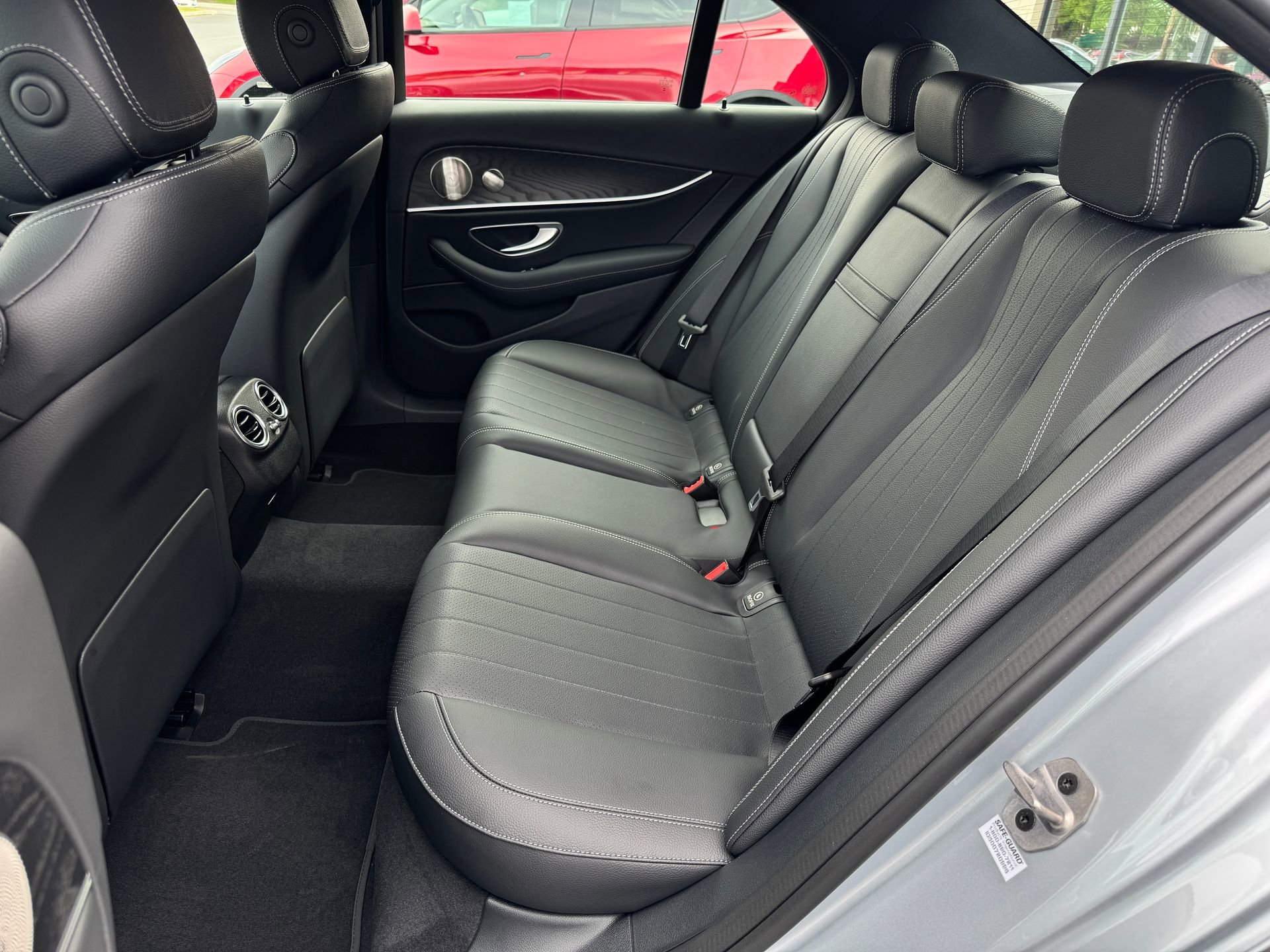 Used 2023 Mercedes-Benz E 350 Sedan image 30