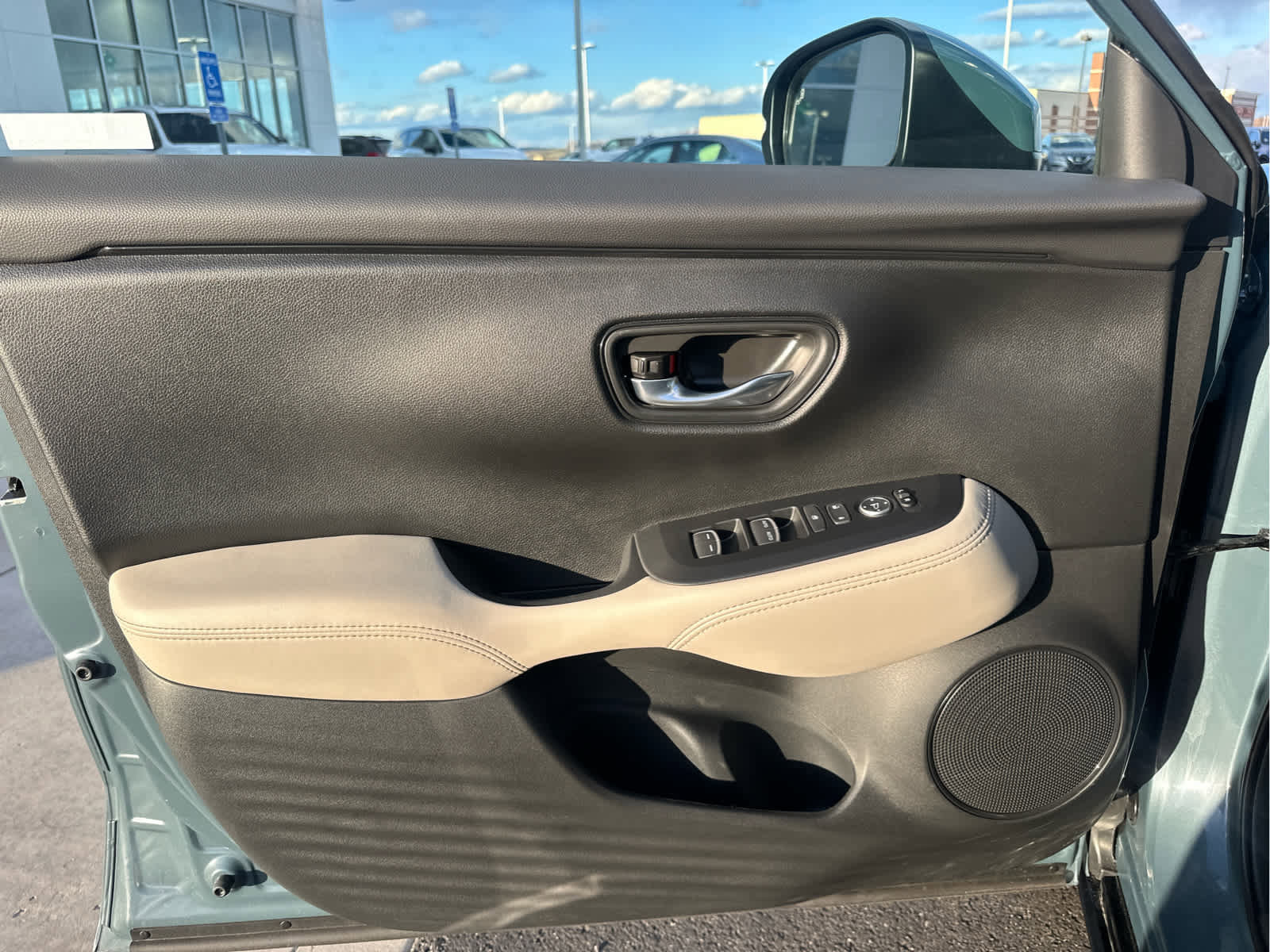 Certified 2026 Honda HR-V EX-L image 23