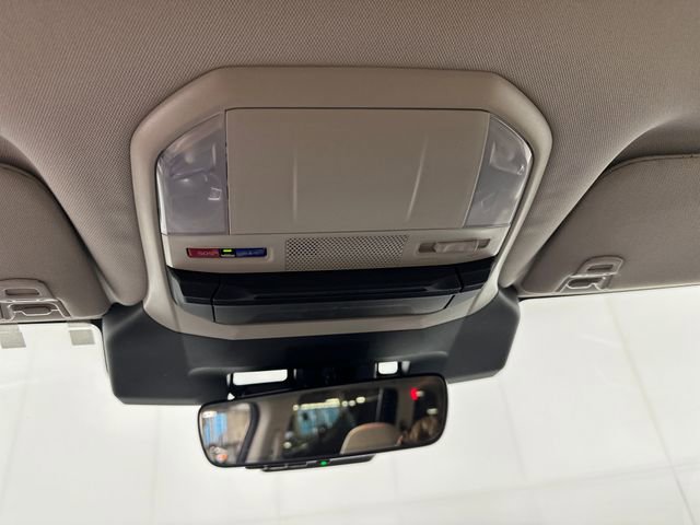 Used 2023 Subaru Ascent Premium w/ Convenience Package image 24