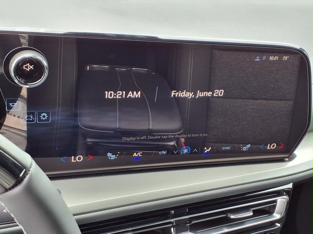 New 2025 Chevrolet Traverse LT w/ Enhanced Driving Package image 13