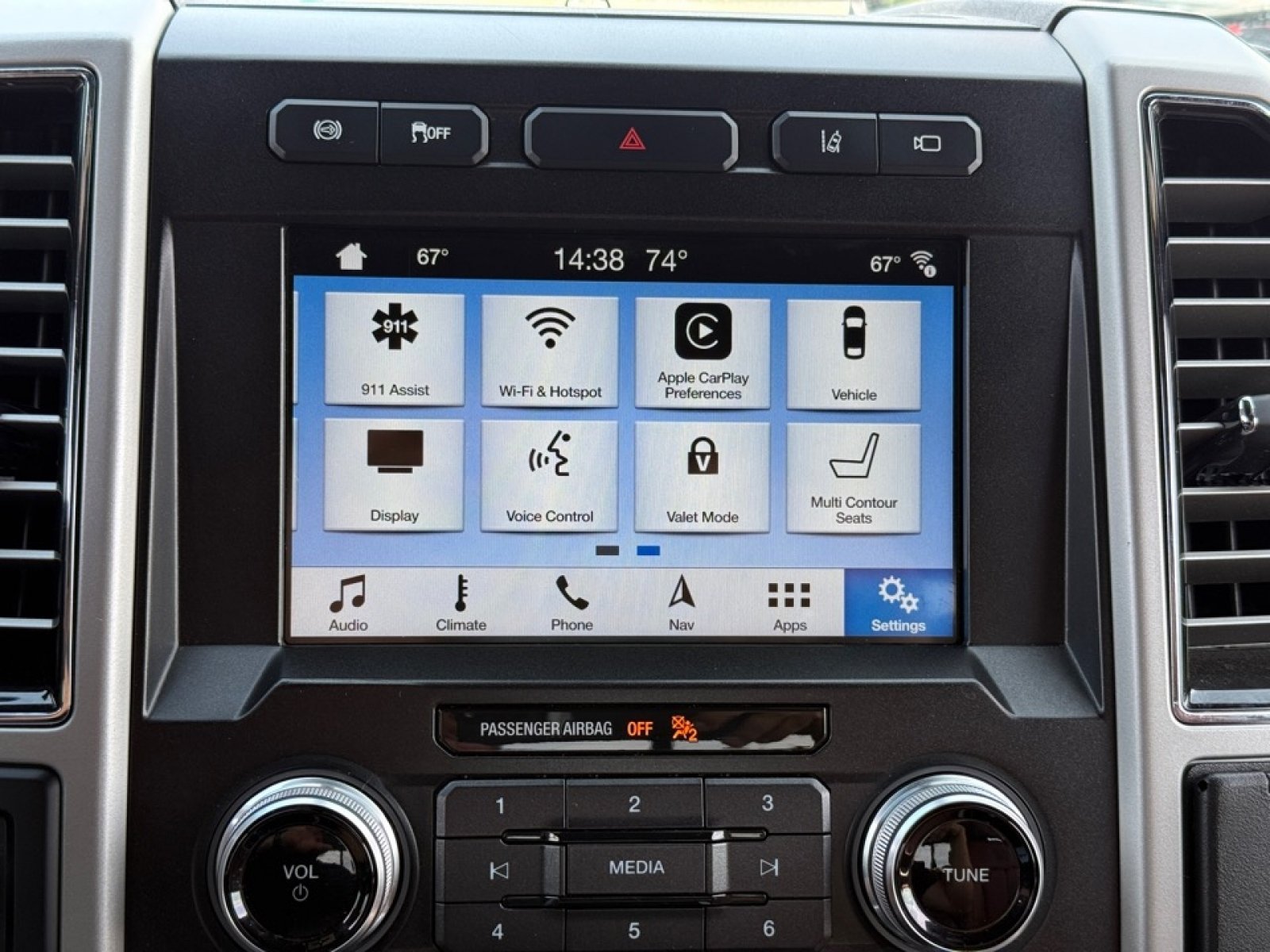 Used 2019 Ford F250 King Ranch w/ King Ranch Ultimate Package AWD/4WD image 17