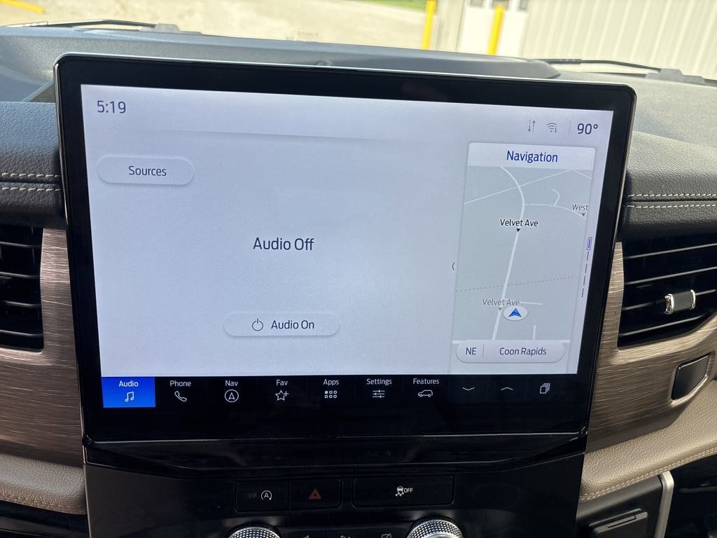 Used 2024 Ford Expedition Limited image 36