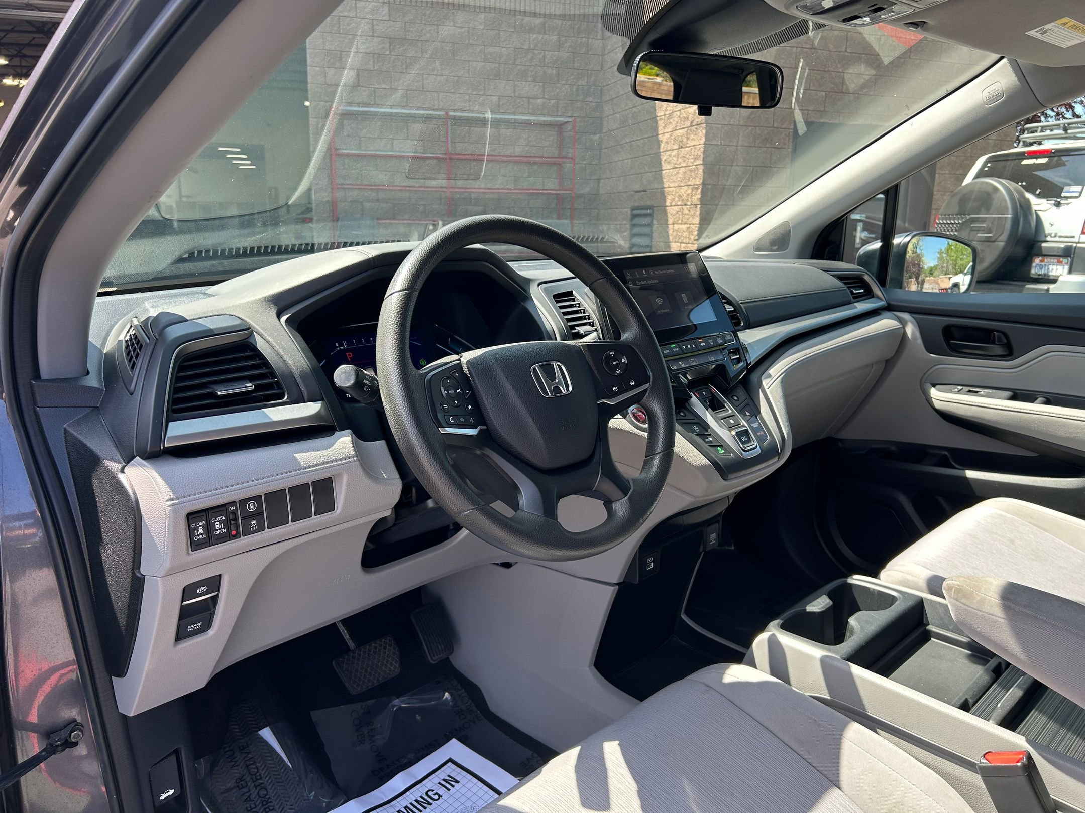 Used 2022 Honda Odyssey EX image 11