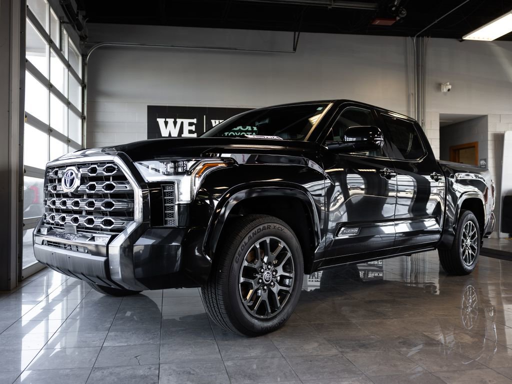 Used 2023 Toyota Tundra Platinum w/ Advanced Package AWD/4WD image 2