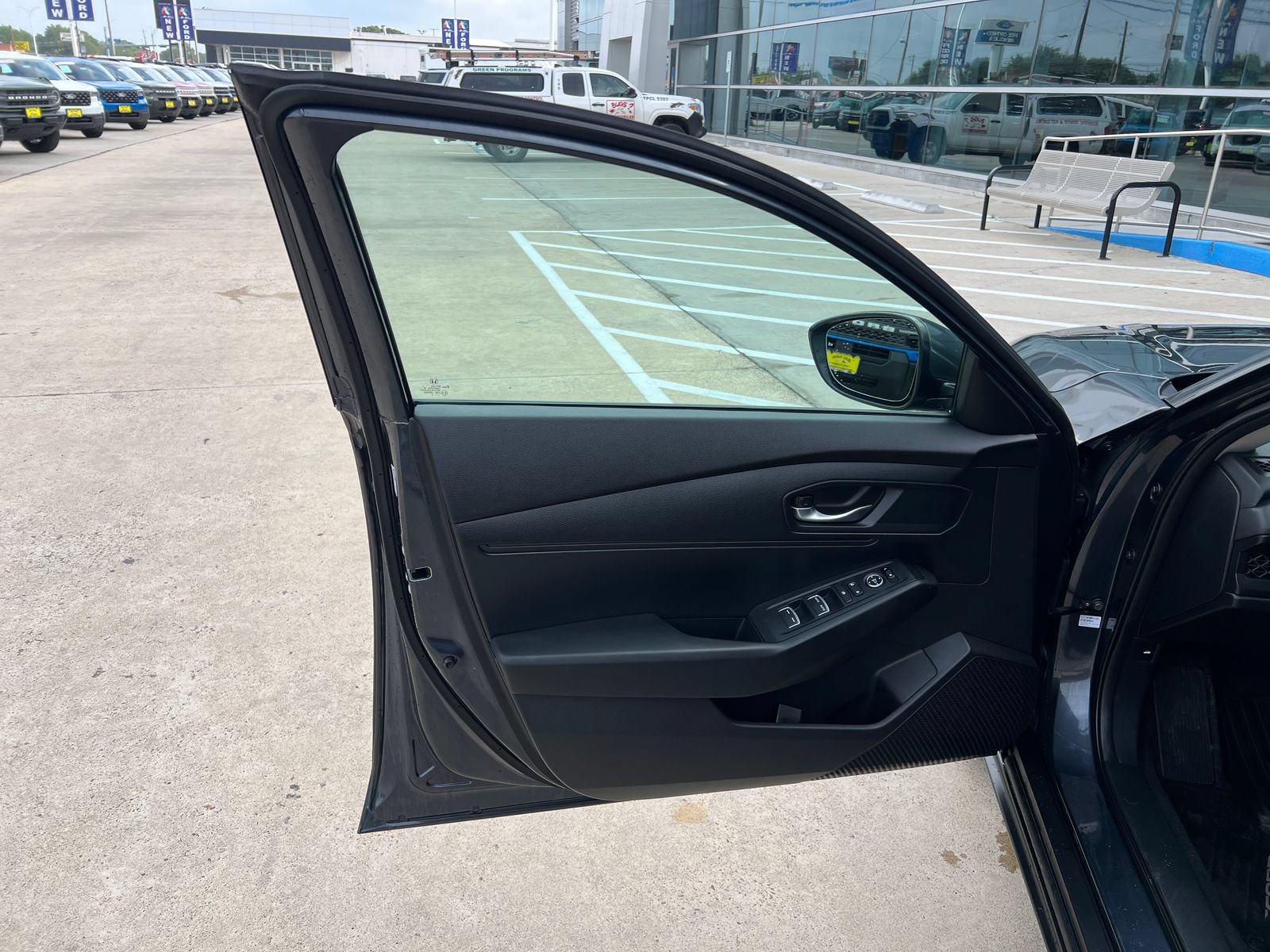 Used 2024 Honda Accord LX image 11