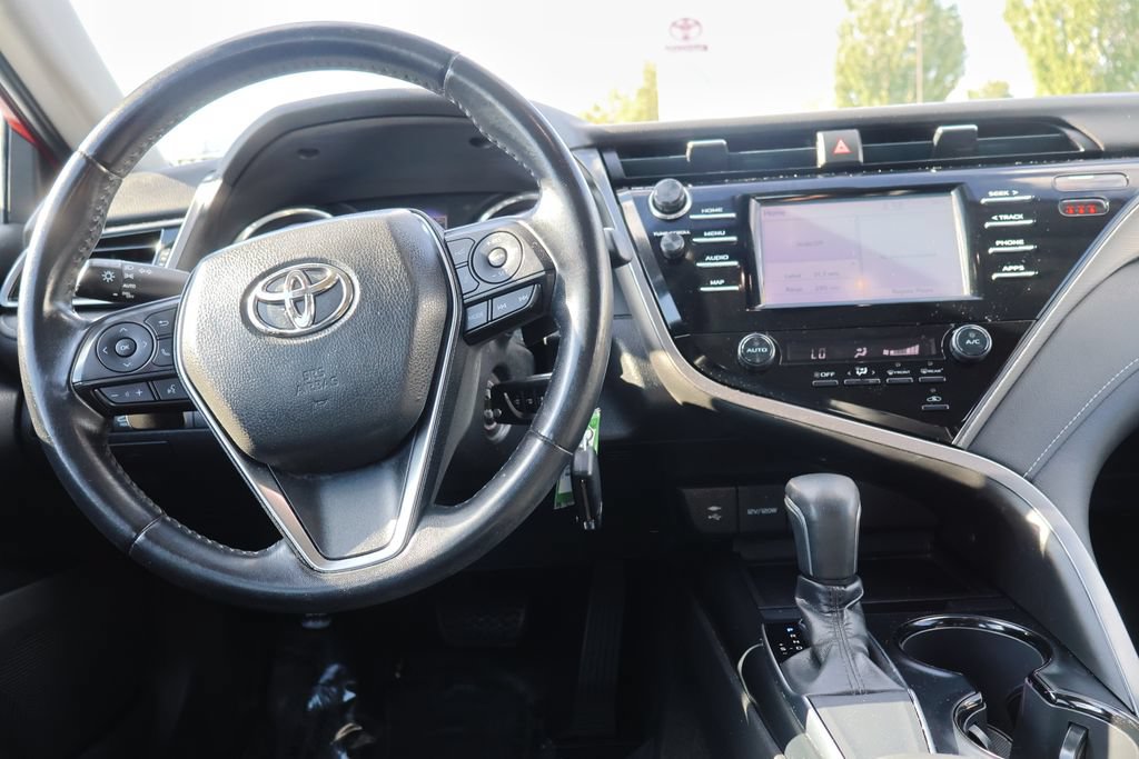 Used 2019 Toyota Camry SE FWD image 20