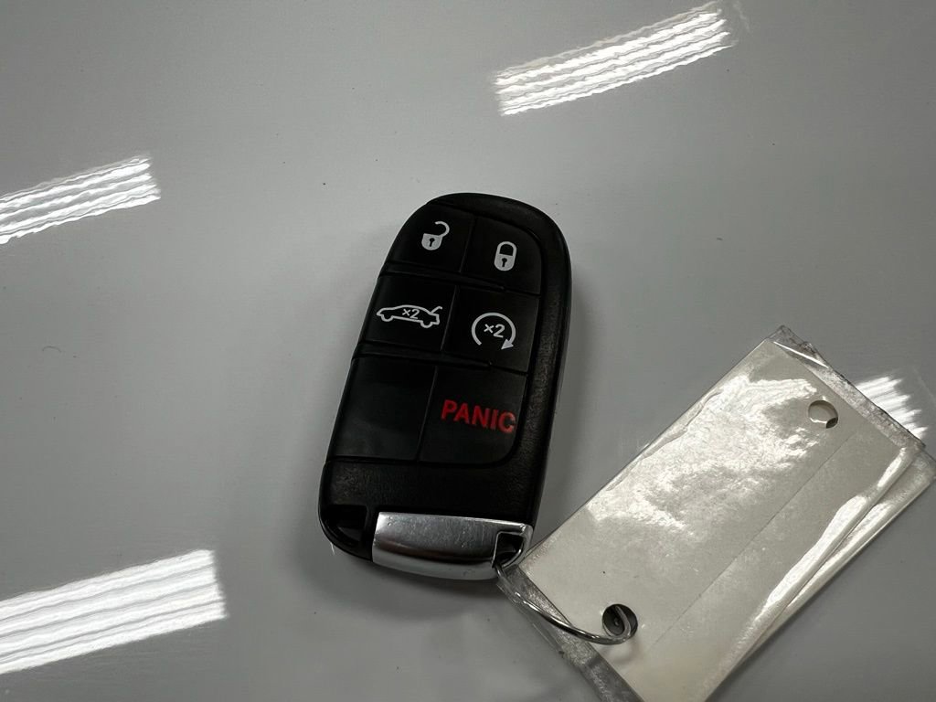 Used 2023 Chrysler 300 S image 30