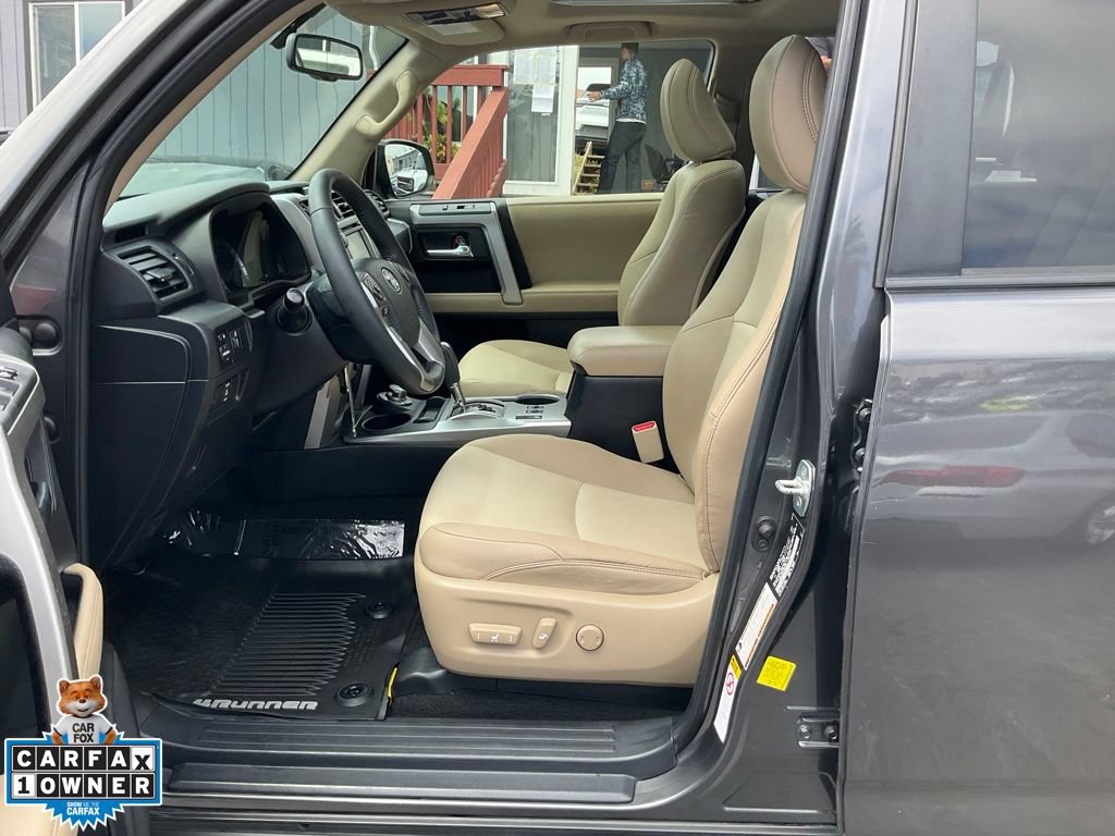 Used 2018 Toyota 4Runner SR5 Premium w/ Wilderness Package AWD/4WD image 13