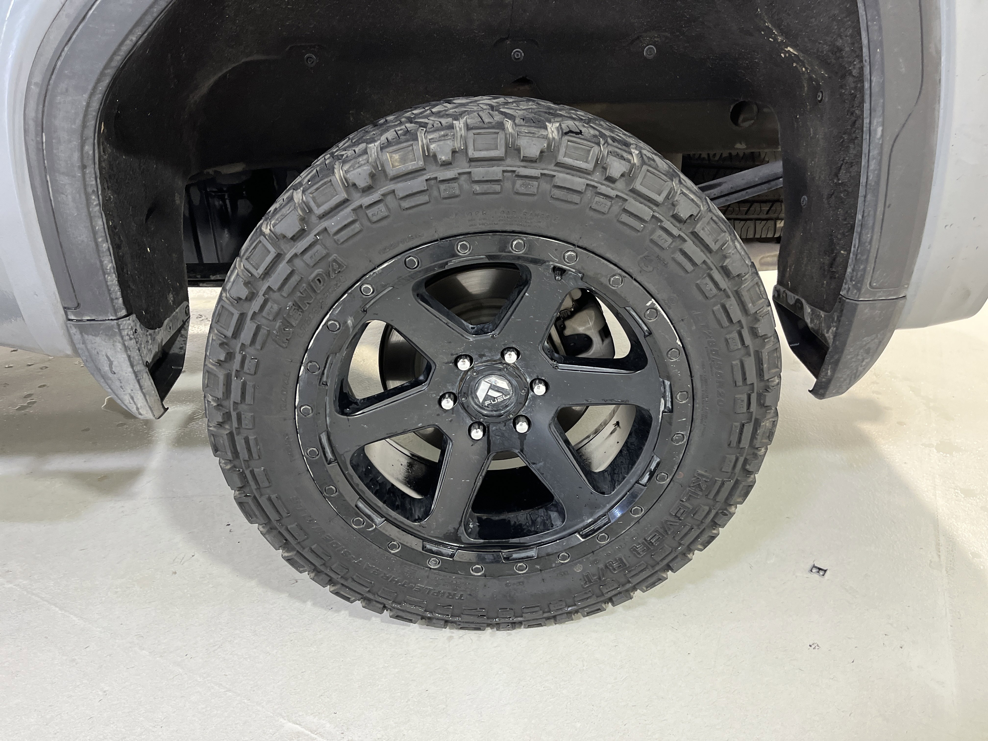 Used 2020 GMC Sierra 1500 AT4 w/ AT4 Premium Package image 7