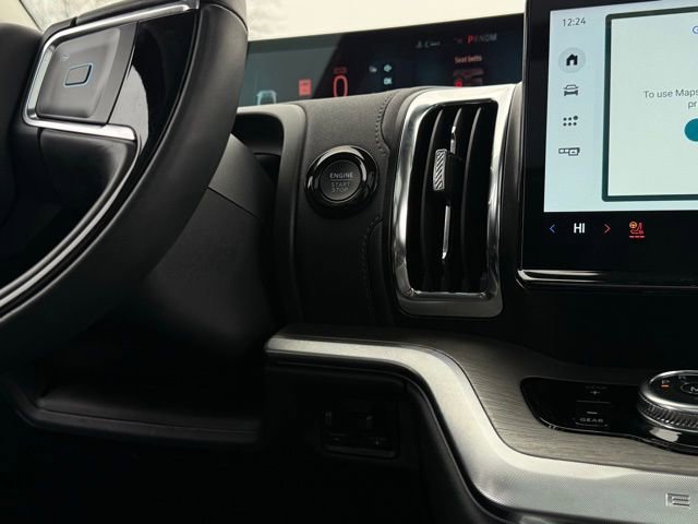 Certified 2025 Ford Expedition Platinum image 15