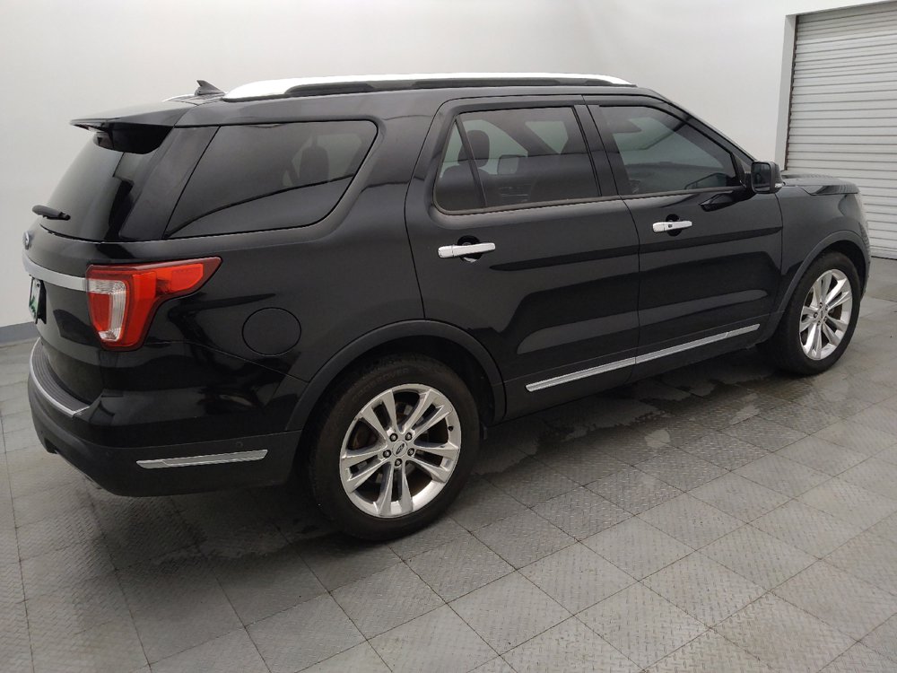 Used 2018 Ford Explorer Limited w/ Equipment Group 301A FWD image 10