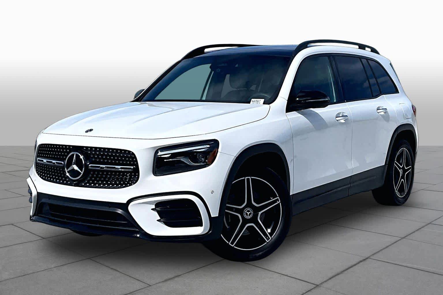 Used 2025 Mercedes-Benz GLB 250 image 1