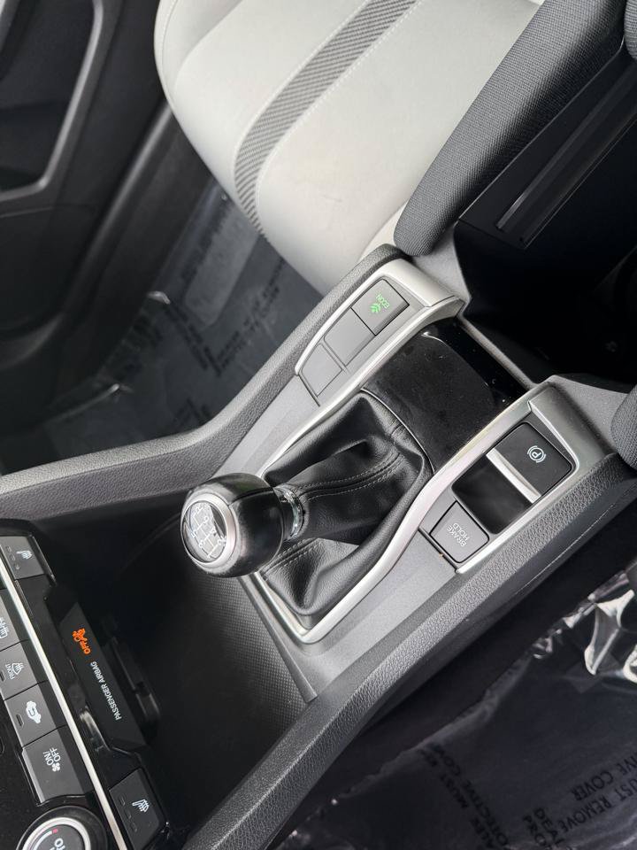 Used 2018 Honda Civic EX-T image 15