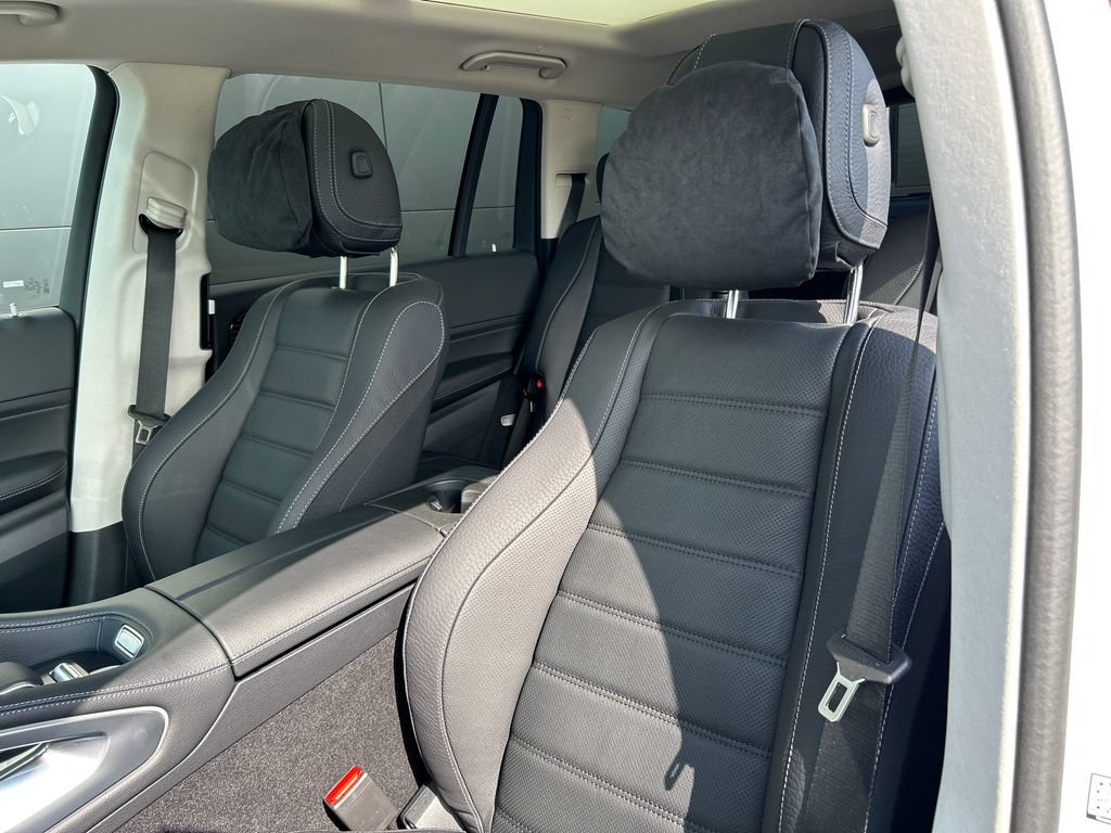 New 2026 Mercedes-Benz GLS 450 4MATIC image 15