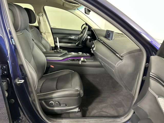 Used 2024 Genesis Electrified GV70 Advanced image 28